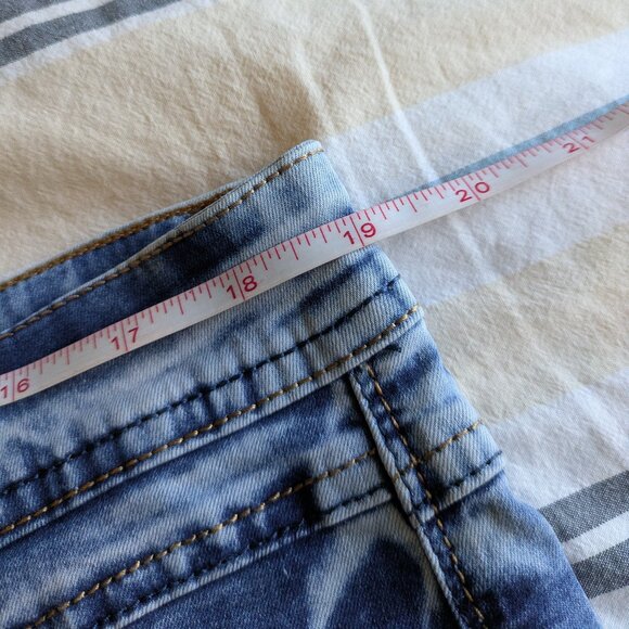 H&Q Fashion Denim Men's Shorts Waist 36 - Picture 7 of 12